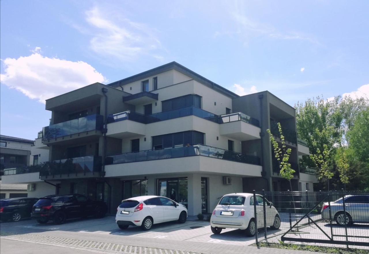 Lakeside Family & Studio Apartments Keszthely Exterior foto